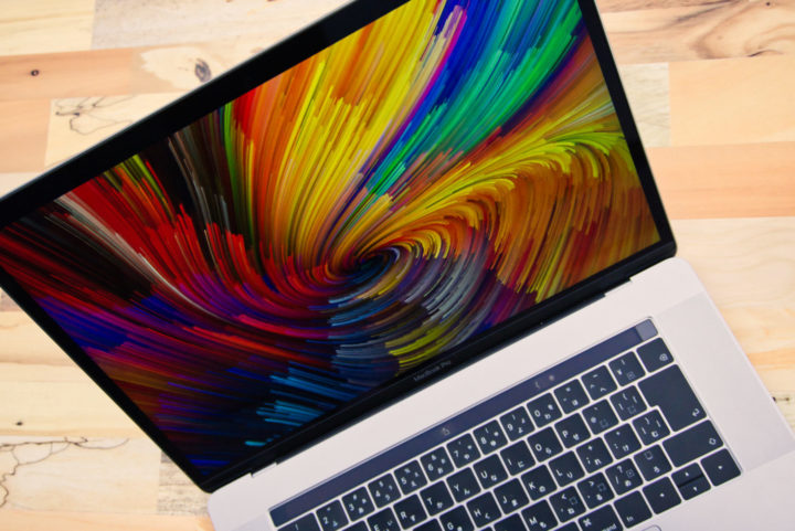 MacBook Pro 2019 ディスプレイ