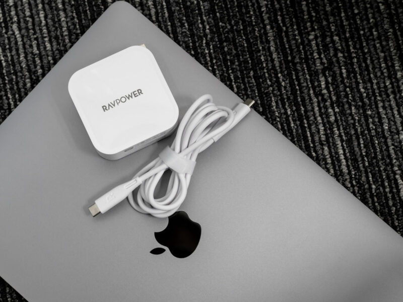 Apple:MacBook pro ケーブル　純正　新品