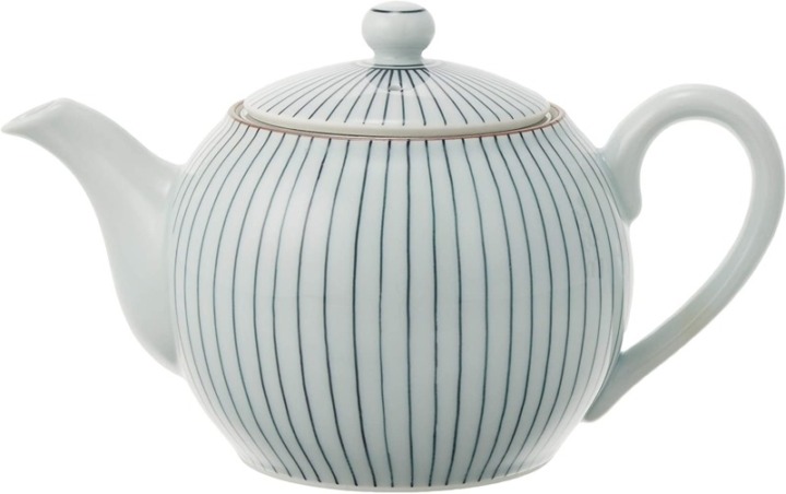 茶葉本来の味を楽しむなら「陶器・磁器」