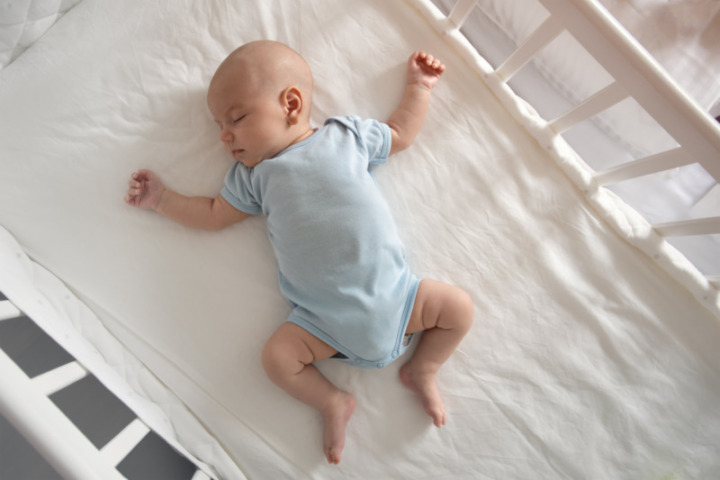【新品】シンプル無地 折り畳み式ポータブベッド 赤ちゃん用敷布団 グレー 灰