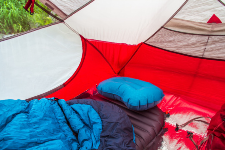 キャンプのときこそ、枕は必要？