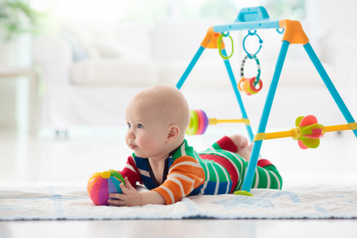 床暖房に対応していると、暖かくて快適な環境で赤ちゃんが遊べる