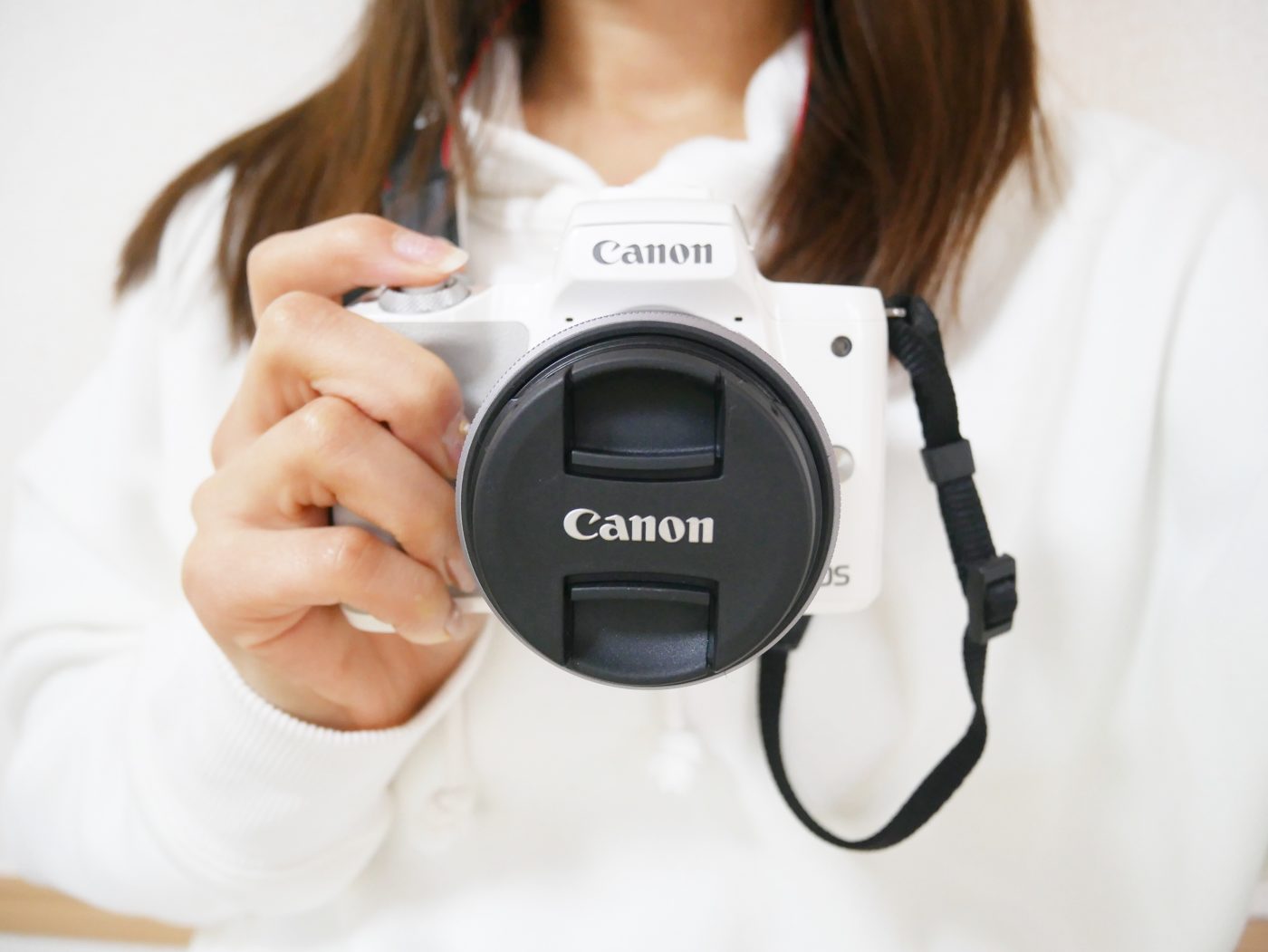 女性に人気！Canon EOS M10 ミラーレススマホ/家電/カメラ