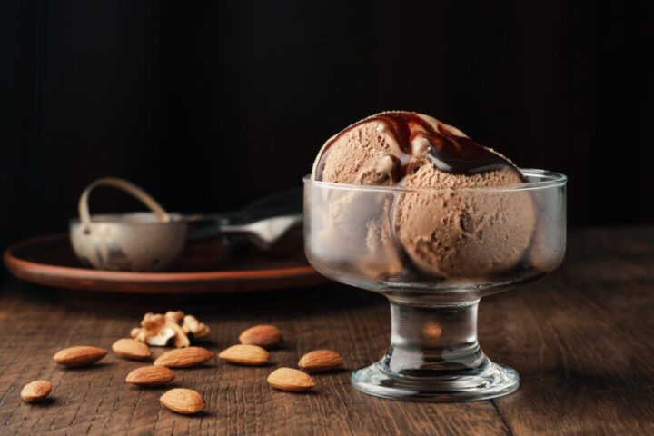 子供・大人も人気「チョコレートアイスクリーム」