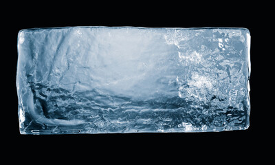 ブロックアイスはふわふわのかき氷が作れる