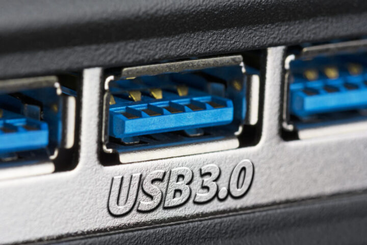 ③USB規格は「USB3.0」以上ならハイスピード