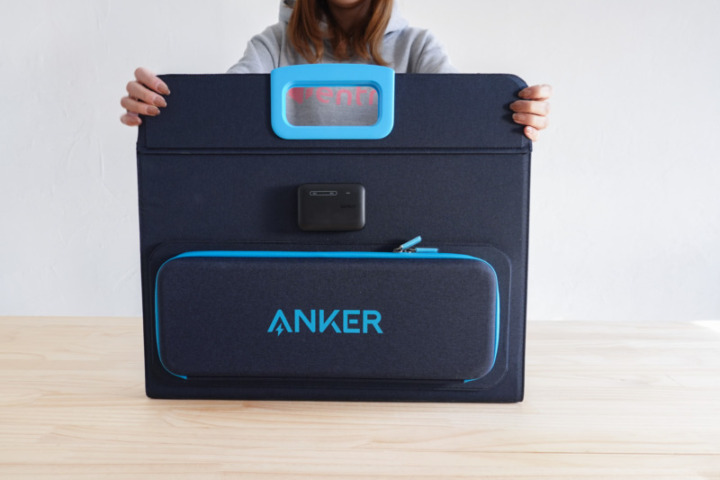 Anker 521 Portable Power Station ソーラー充電