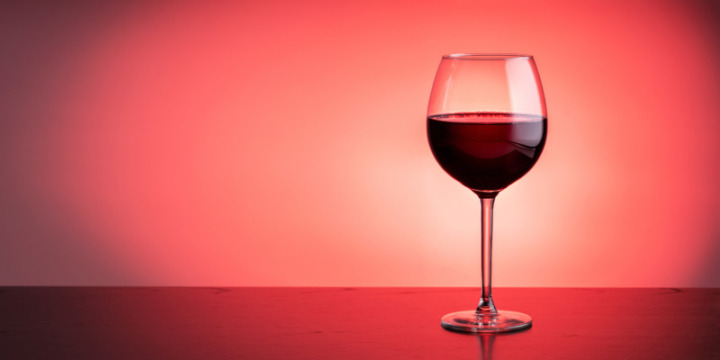 ミディアムボディの赤ワインに最適な「ブルゴーニュ型」