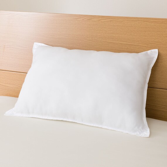 柔らかい感触の枕が欲しい人にピッタリ「ニトリ」