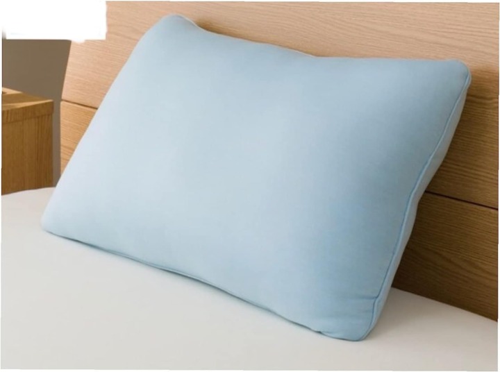 ベッドで使うなら寝苦しい夜も快適な「枕型」