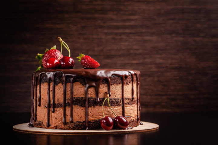 チョコレートケーキ：濃厚な味わいで大人向けにも◎