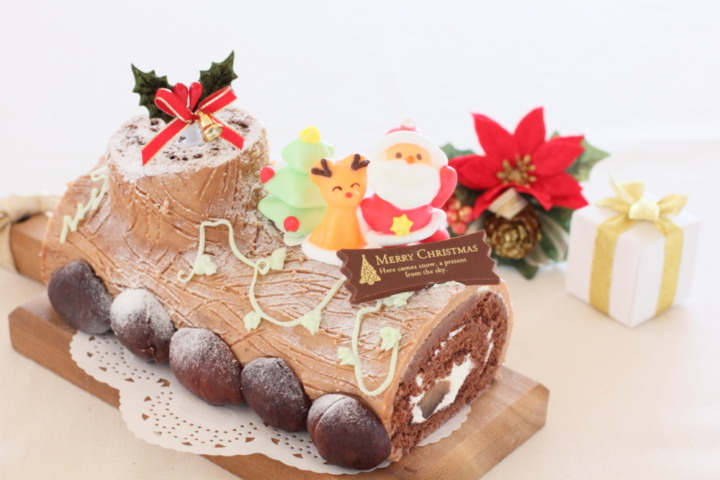 ブッシュ・ド・ノエル：フランスで定番のクリスマスケーキ