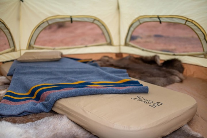 キャンプマットのメリットは、寝心地アップ・底冷え防止