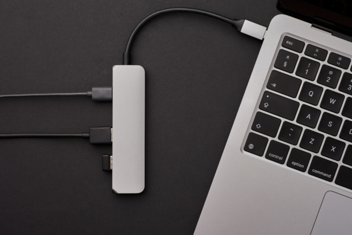 USBハブとは？iPad・MacBook・PS4にも接続できる？